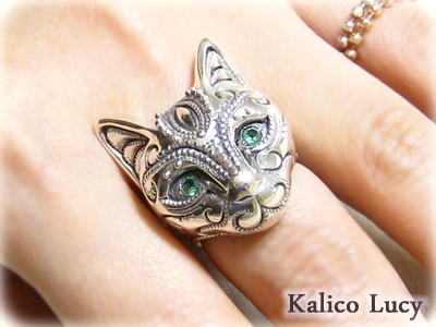 猫の指輪 カリコルーシー 猫リング（ラ・ムー）です。、Mondo【Kuma's
